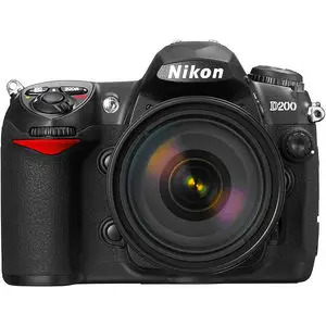 Nikon - D200