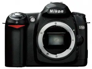 Nikon - D50