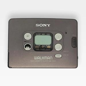 Sony - WM-FX822