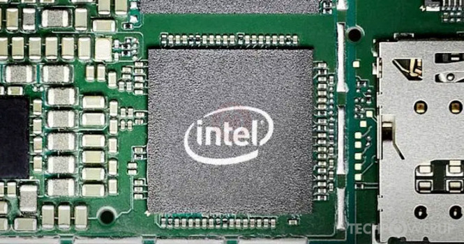 Intel - Core i3-L13G4