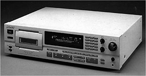 Sony - PCM-2600